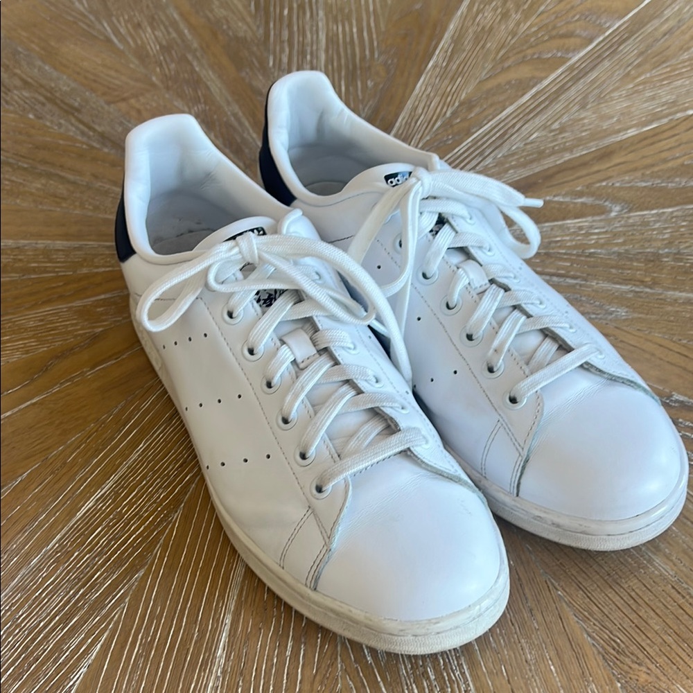 Adidas  Stan Smith Men's White and Navy Sneakers